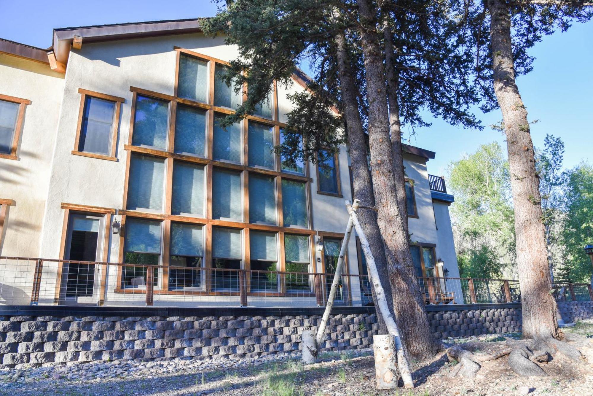 River Lyric Lodge - Formerly Double Dog Red River Kültér fotó